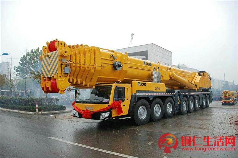 銅仁市吊車出租，銅仁市大件吊裝，銅仁市隨車吊出租。