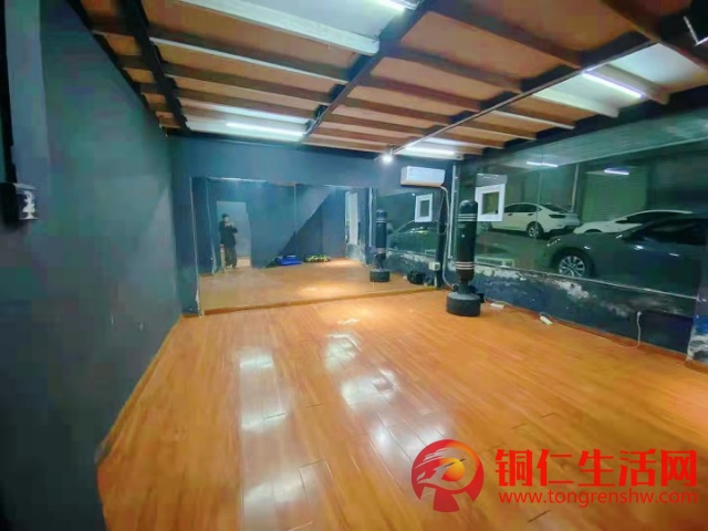 舞蹈藝術培訓直接接手,房租超低,人流大,位置好